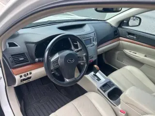 Subaru Outback 2014