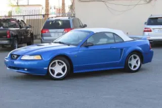 2000 Ford Mustang
