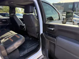 GMC Sierra 3500HD 2023