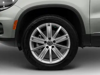 Volkswagen Tiguan 2013 SE 4p SUV