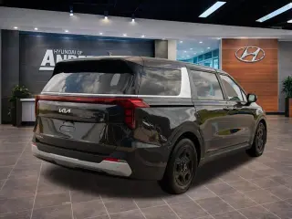 Kia Carnival 2025 LXS 4dr Minivan