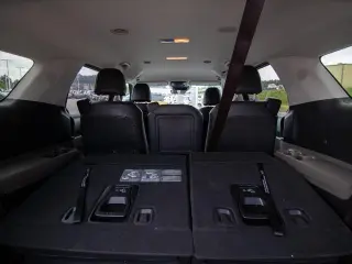 Kia Carnival 2025 LXS 4dr Minivan