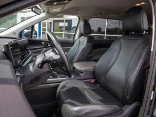 Kia Carnival 2025 LXS 4dr Minivan