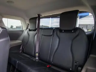 Kia Carnival 2025 LXS 4dr Minivan
