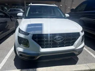 Hyundai VENUE 2026 SEL 4dr Crossover