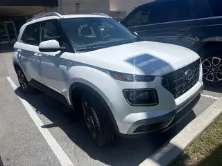 Hyundai VENUE 2026 SEL 4dr Crossover