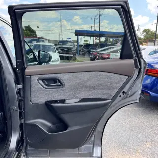 Nissan Rogue 2023