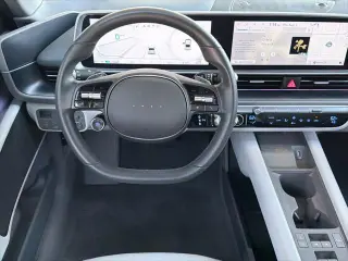 Hyundai IONIQ 6 2024 SEL 4p Sedan