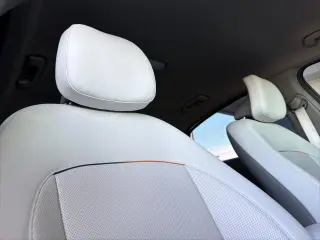 Hyundai IONIQ 6 2024 SEL 4p Sedan
