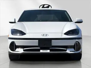 Hyundai IONIQ 6 2024 SEL 4p Sedan