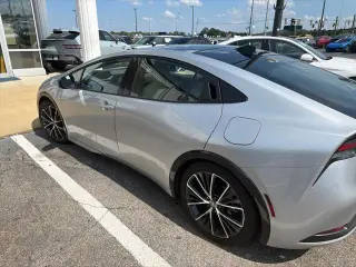 Toyota Prius 2025 Limited 4p Hatchback
