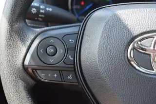 Toyota RAV4 Hybrid 2025 AWD XLE 4dr SUV