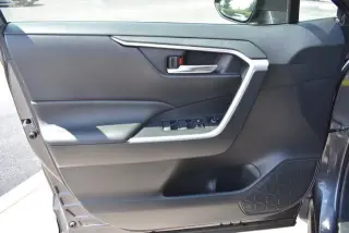 Toyota RAV4 Hybrid 2025 AWD XLE 4dr SUV