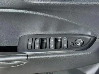 Hyundai VENUE 2024 Limited 4p Crossover