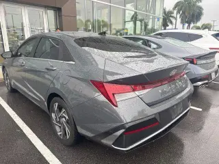 Hyundai ELANTRA 2024 SEL 4dr Sedán