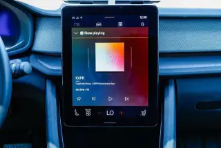 Polestar 2 2022 AWD Long Range Dual Motor 4p Fastback