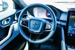 Polestar 2 2022 AWD Long Range Dual Motor 4p Fastback