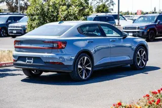 Polestar 2 2022 AWD Long Range Dual Motor 4p Fastback