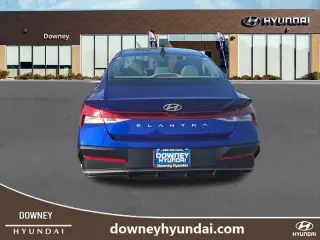 Hyundai ELANTRA 2025 SEL Conveniencia 4p Sedán