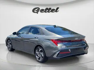 Hyundai ELANTRA Híbrido 2025 Limited Sedán 4 puertas