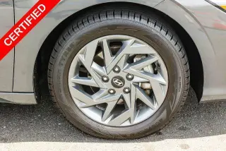 Hyundai ELANTRA 2024 SEL 4dr Sedán