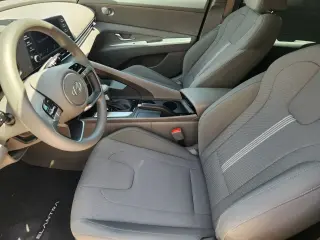 Hyundai ELANTRA 2025 SE 4dr Sedan