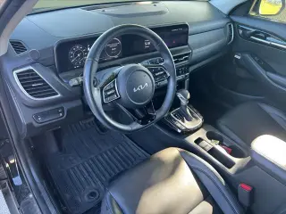 Kia Seltos 2024 4x4 SX 4p SUV