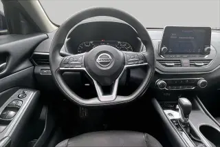 Nissan Altima 2022 2.5 SV 4dr Sedán