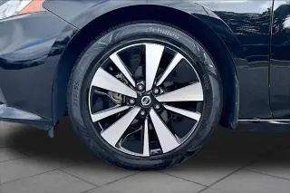 Nissan Altima 2022 2.5 SV 4dr Sedán