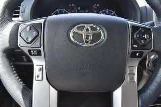 Toyota 4Runner 2024 4x4 SR5 Premium 4dr SUV