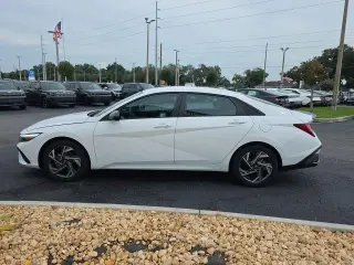 Hyundai ELANTRA Hybrid 2025 SEL Sport 4dr Sedan