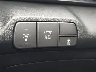 Hyundai ELANTRA Hybrid 2025 SEL Sport 4dr Sedan