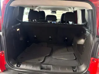 Jeep Renegade 2021 Latitude 4dr SUV