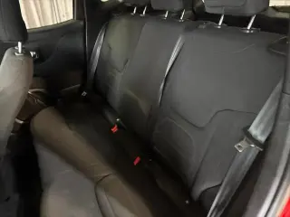 Jeep Renegade 2021 Latitude 4dr SUV