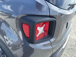 Jeep Renegade 2018 Latitude 4dr SUV