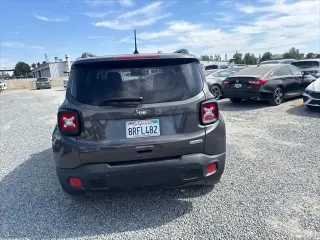 Jeep Renegade 2018 Latitude 4dr SUV