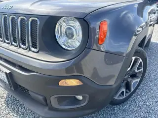 Jeep Renegade 2018 Latitude 4dr SUV