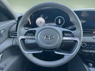 Hyundai ELANTRA 2023 SEL 4dr Sedán