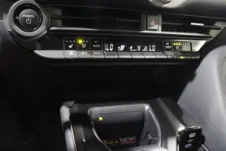Toyota Crown 2026 AWD XLE 4dr Sedán