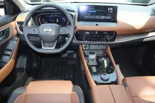 Nissan Rogue 2026 AWD Platinum 4p Crossover