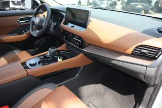 Nissan Rogue 2026 AWD Platinum 4p Crossover
