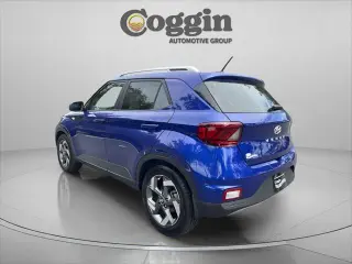 Hyundai VENUE 2023 Limited 4dr Crossover