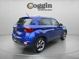 Hyundai VENUE 2023 Limited 4dr Crossover