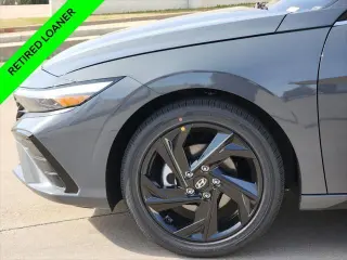 Hyundai ELANTRA 2026 SEL Sport Premium 4dr Sedan