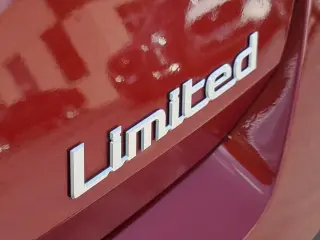 Hyundai ELANTRA 2025 Limited 4p Sedan