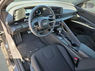 Hyundai ELANTRA 2026 SEL Sport 4dr Sedan