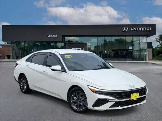 Hyundai ELANTRA 2024 SEL Sedán de 4 puertas