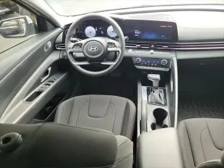 Hyundai ELANTRA 2024 SEL Sedán de 4 puertas
