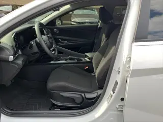 Hyundai ELANTRA 2024 SEL Sedán de 4 puertas