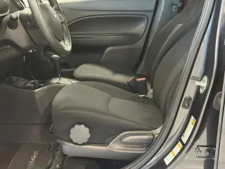 Mitsubishi Mirage G4 2024 ES 4dr Sedán